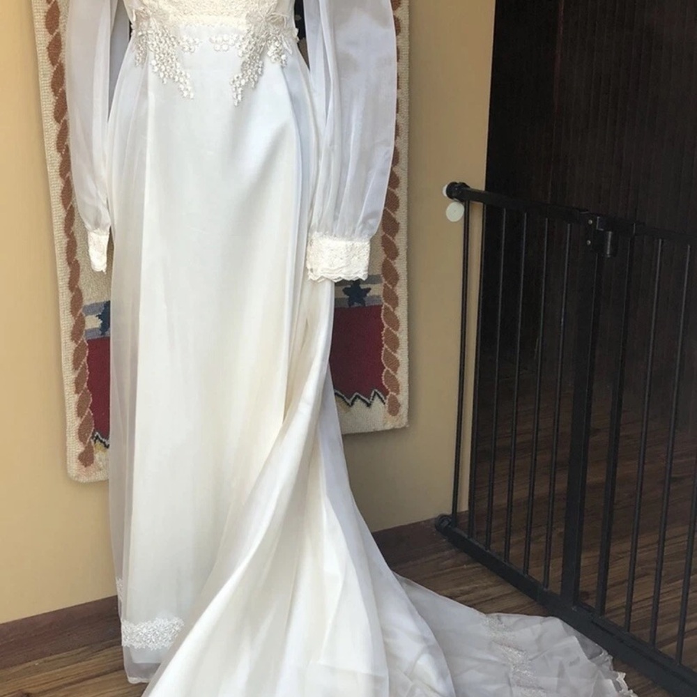 Cream High Neck Bishop Sleeve Wedding Gown